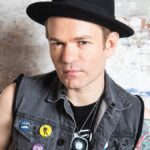 Deryck Whibley Shuts Down Rumors of Joining Linkin Park