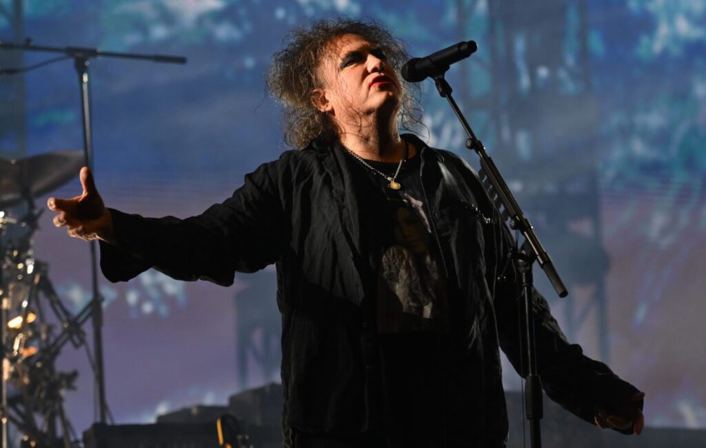 Robert Smith Reflects on Quitting Smoking to Preserve His Voice