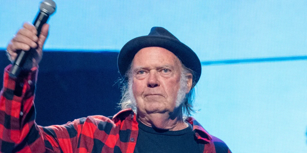 Neil Young to Headline Glastonbury 2025 After All